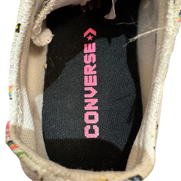 Converse Chuck Taylor All Star Kid’s SZ  12 Video Game Print Canvas Sneakers - Picture 4 of 7